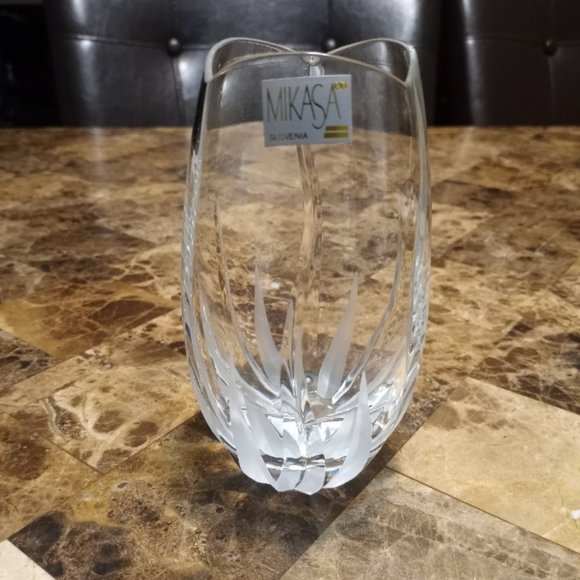 Mikasa Accents Mikasa Crystal Tulip Vase Poshmark